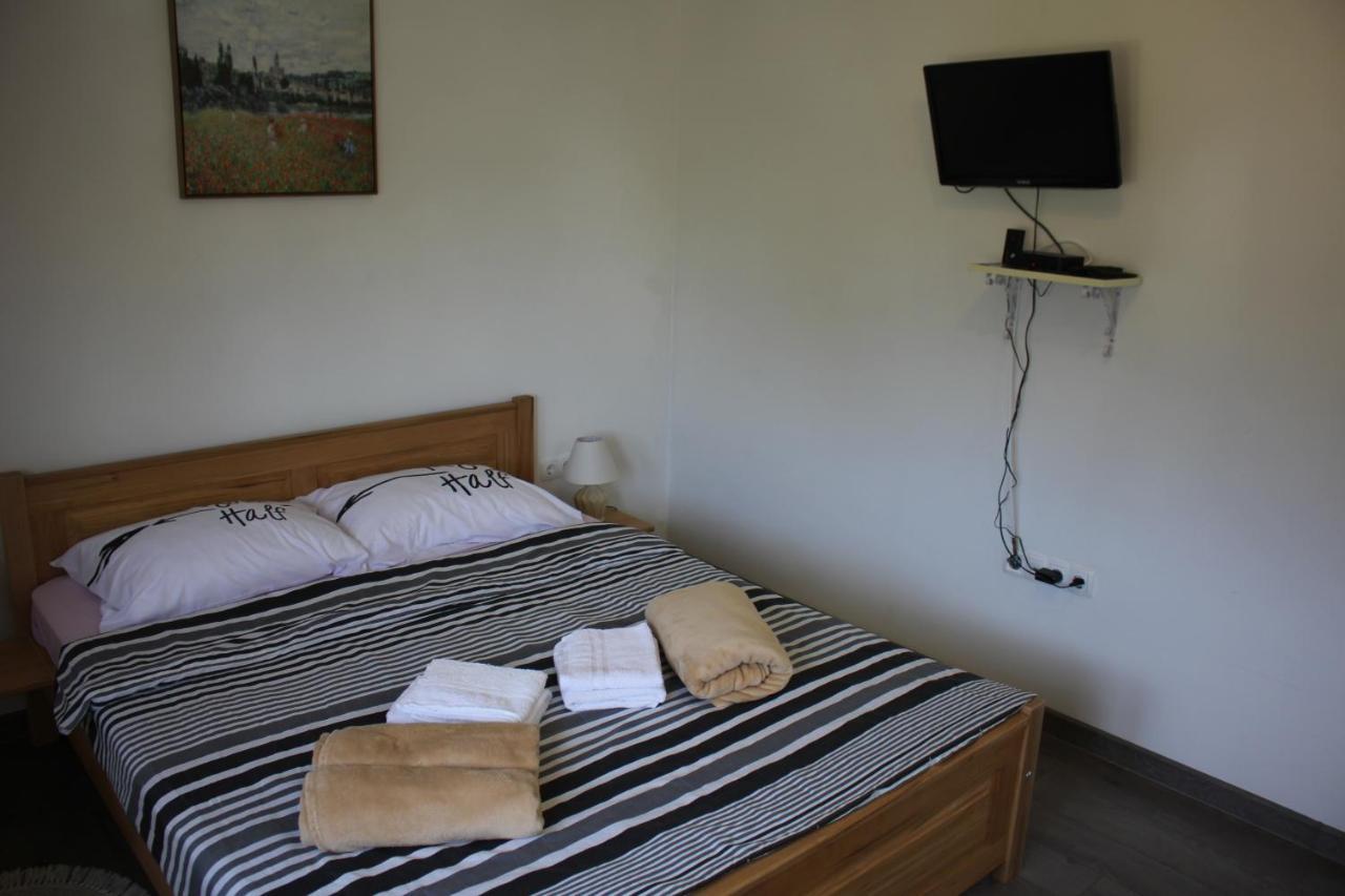 Studio Apartments Adian Korenica Extérieur photo