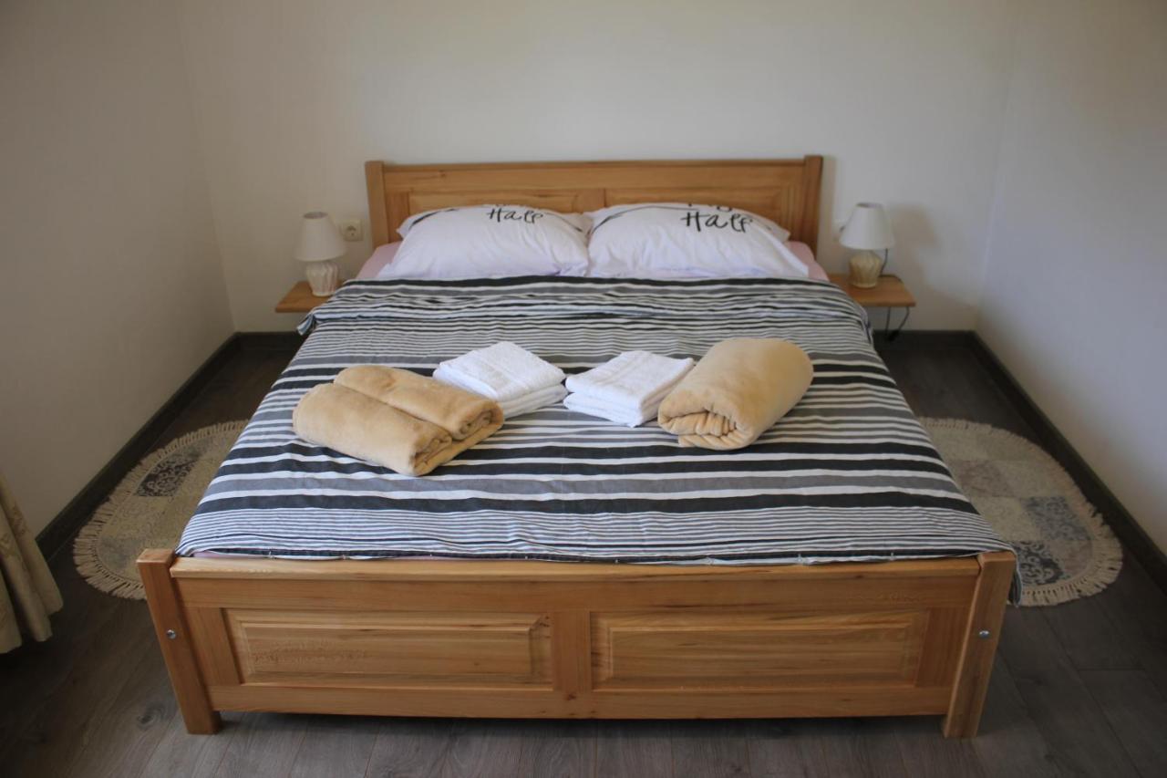 Studio Apartments Adian Korenica Extérieur photo